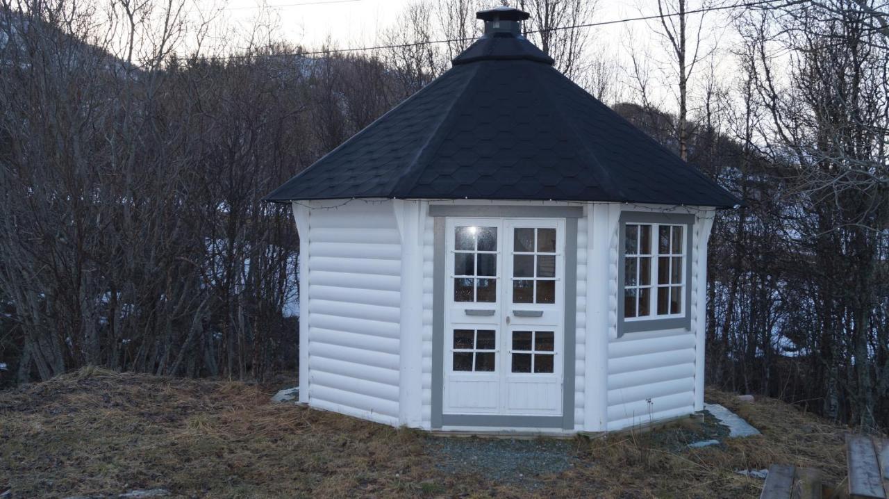 Heggelund Villa Svensby Bagian luar foto