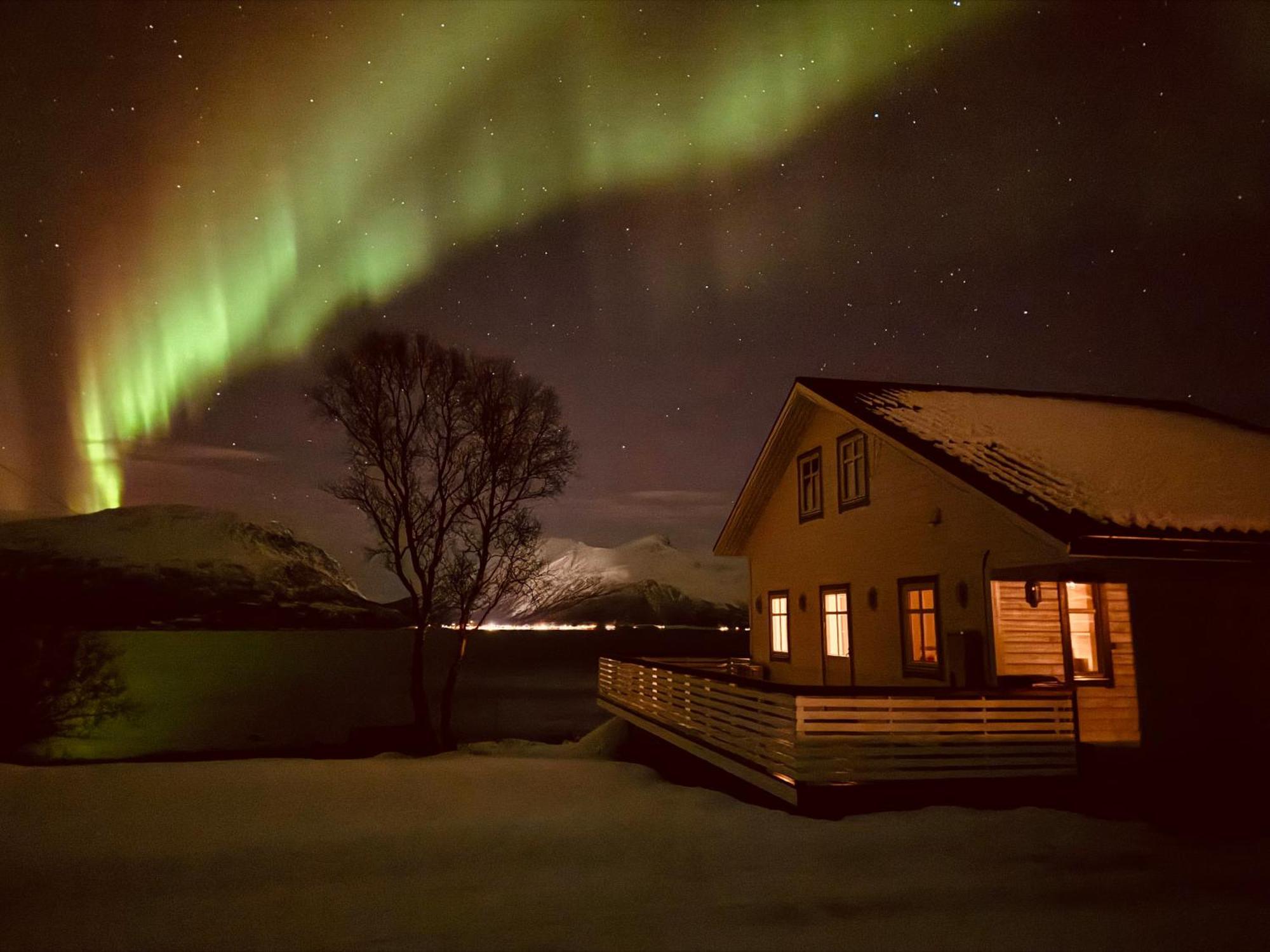 Heggelund Villa Svensby Bagian luar foto