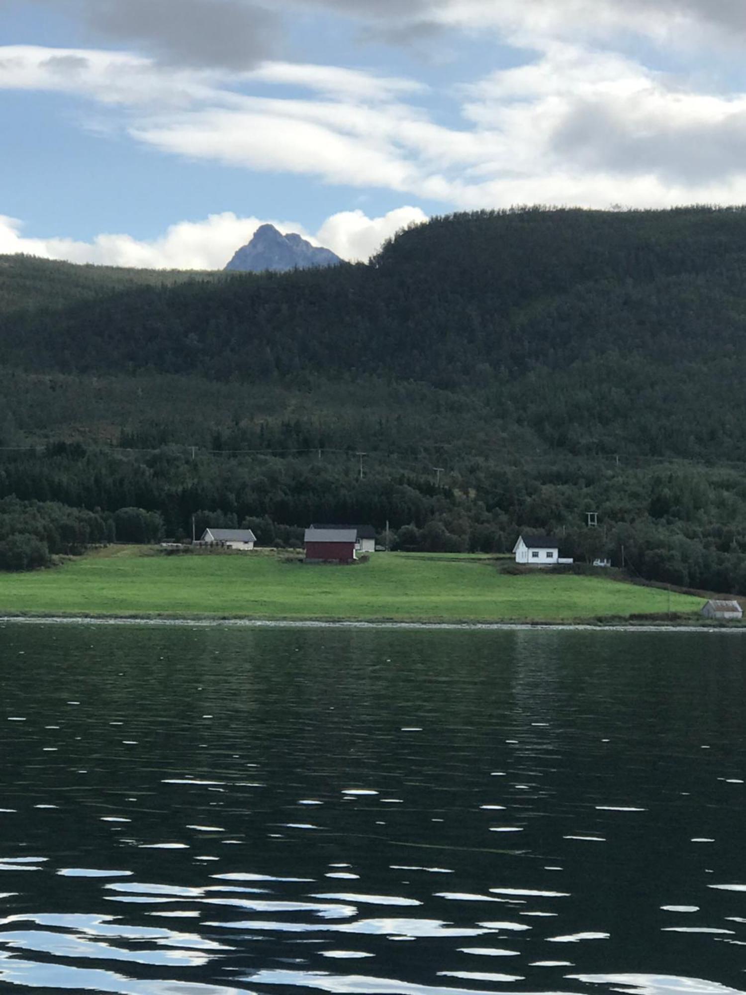 Heggelund Villa Svensby Bagian luar foto