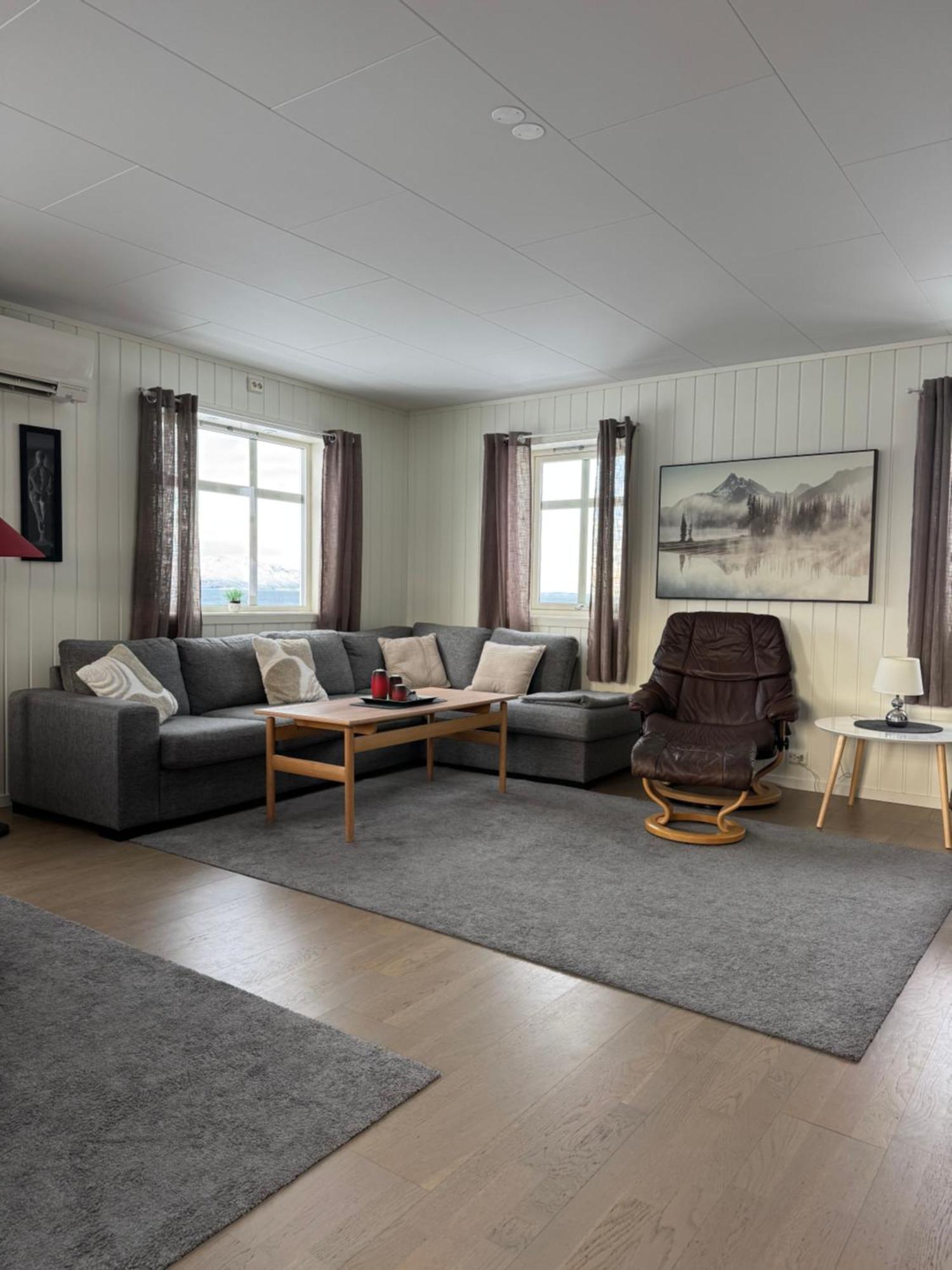 Heggelund Villa Svensby Bagian luar foto